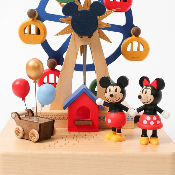 Mickey And Minnie Hand In Hand By Ferris Wheel